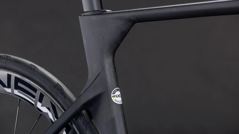 CUBE Litening AERO C:68X Race blackline