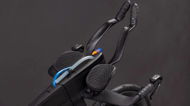CUBE Aerium C:68X SLX carbon´n´black