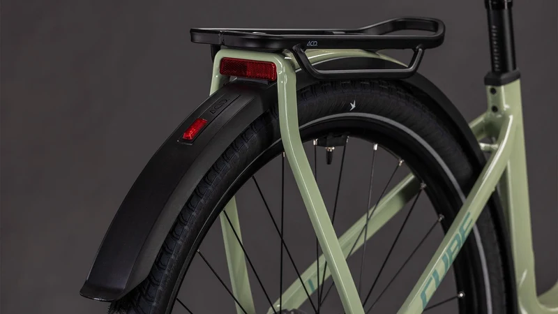 CUBE Kathmandu Hybrid ONE 800 pea´n´green