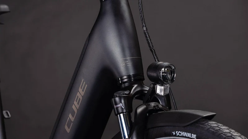 CUBE Supreme Hybrid Comfort Pro 600 grey´n´chrome