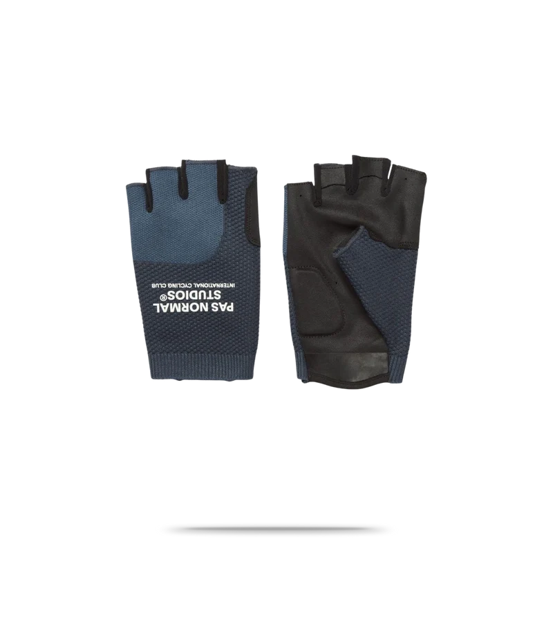 Escapism Mitts