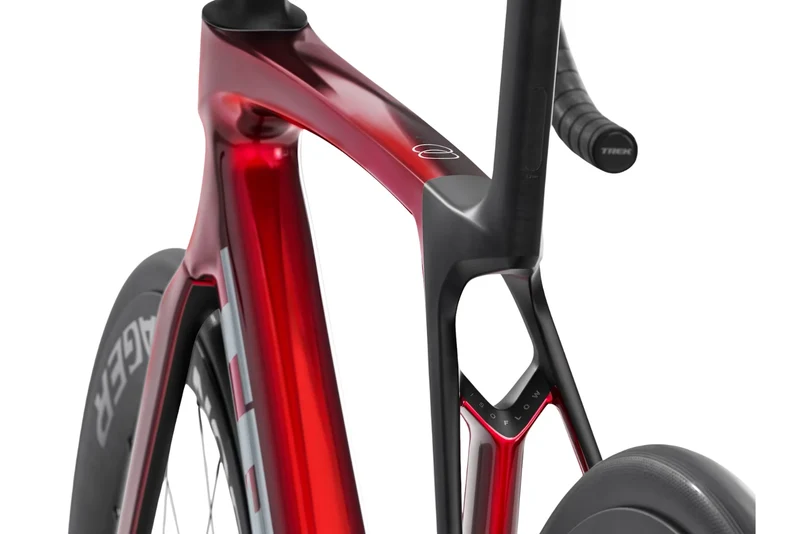 Trek Madone SL 7 Gen 8 Fury Red/Deep Smoke 2027