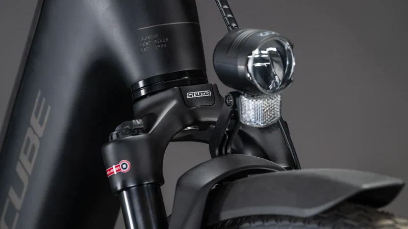 Cube Supreme RT Hybrid Deluxe EX 600 black´n´chrome Tiefeinsteiger 2026