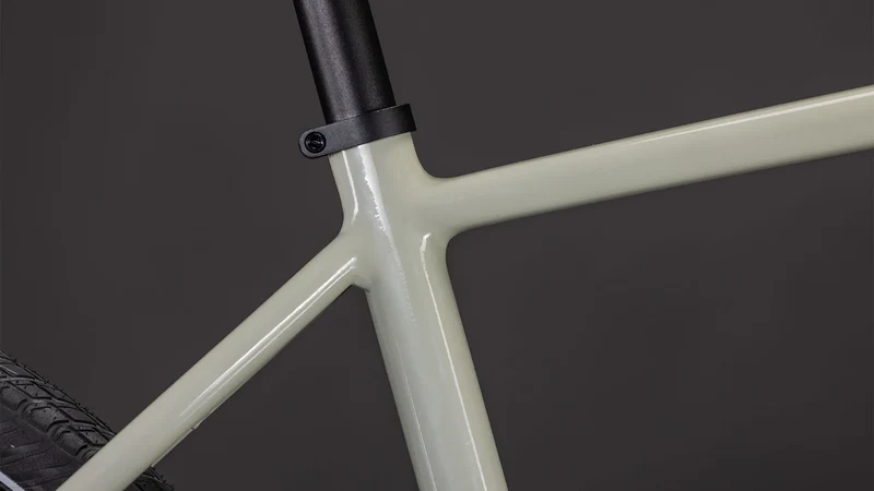 Cube Editor Hybrid SLX 400X reedbeige´n´chrome 2026