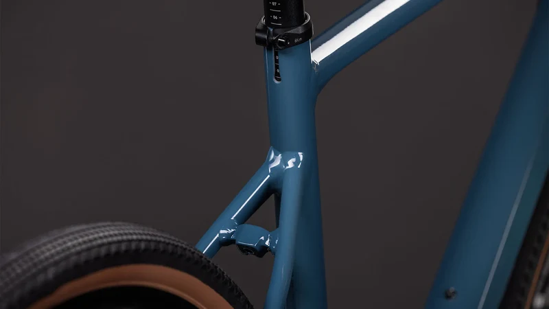 Cube Nuroad ONE grovegreen´n´black 2026