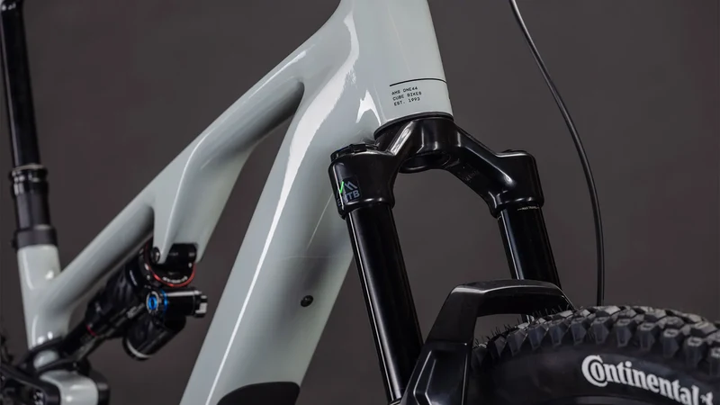 Cube AMS Hybrid ONE44 C:62 Race 400X reedbeige´n´black 2027