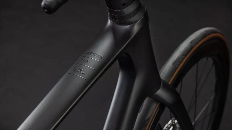 Cube Attain C:62 SLT carbon´n´coalchrome 2026