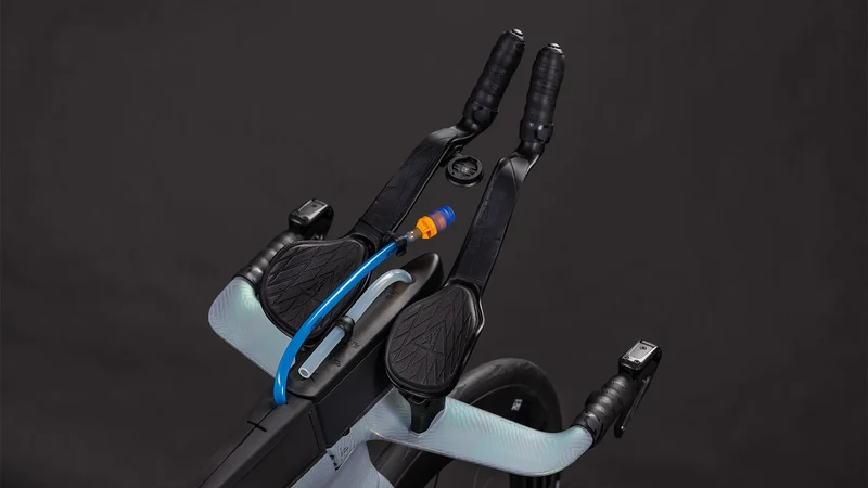 Cube Aerium C:68X SLT Aero genesisgrid´n´black 2026