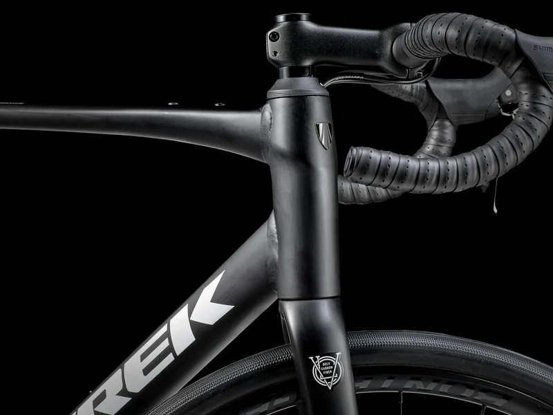 Trek Domane AL 5 Gen 4 Matte Black 2026