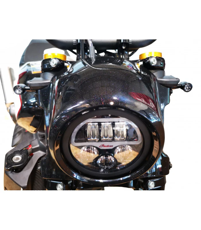 Das vordere Blinkerloch deckt Indian FTR 1200 R CARBON ab