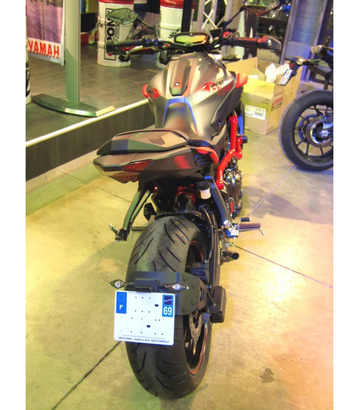 Yamaha MT07 Radspülplattenhalterung