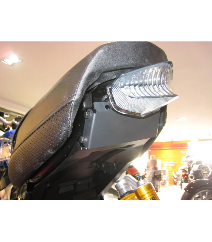 Yamaha XJR 1300 Racer Radspülplattenhalterung