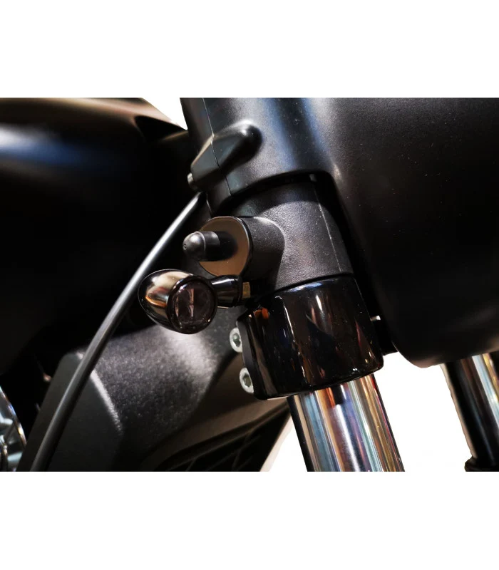 Das vordere Blinkerloch deckt den Indian Scout ab Bobber
