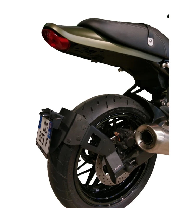 Kawasaki Z900 RS Radspülplattenhalterung