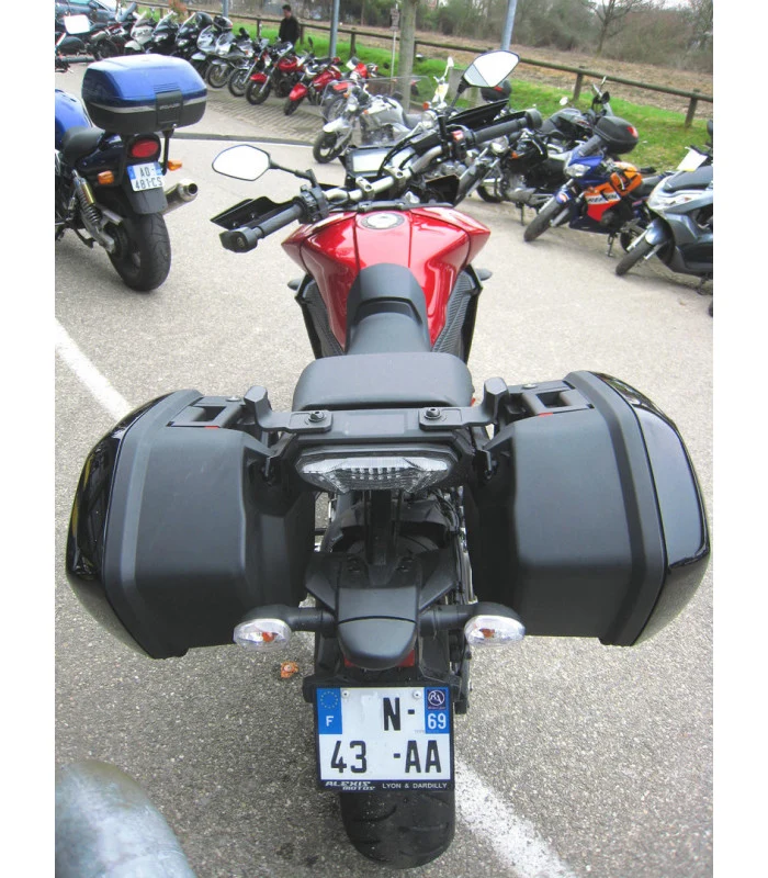 Starre Kofferbefestigung Yamaha MT09 Tracer