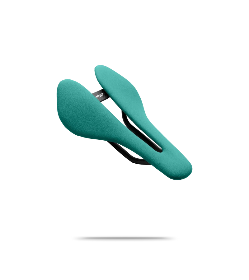 Lupina Short Padded Carbon Saddle