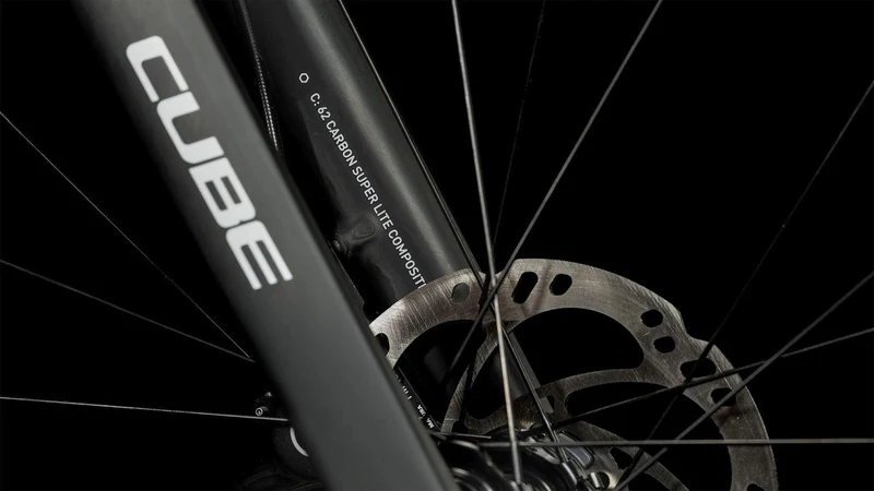 Cube Elite 240 C:62 SLX carbon´n´blue´n´red 24"